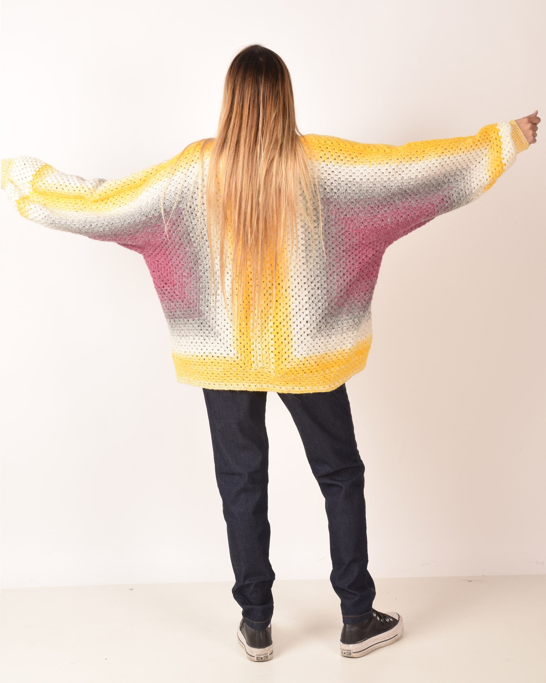 CARDIGAN TEJIDO A CROCHET OVER-SIZE - MODELO "ATARDECER"