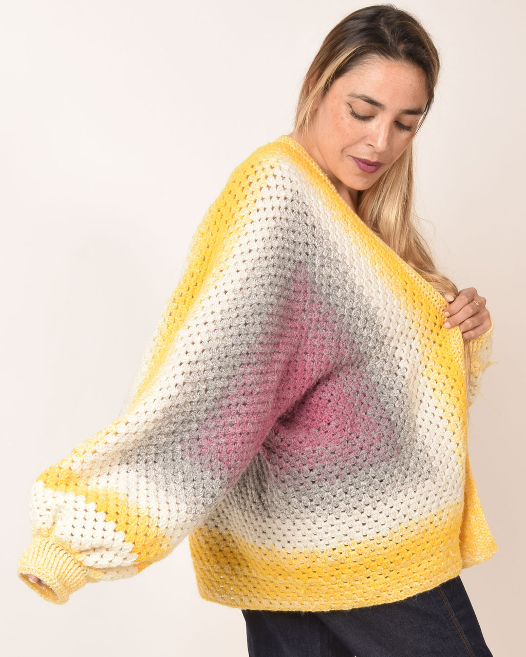 CARDIGAN TEJIDO A CROCHET OVER-SIZE - MODELO "ATARDECER"