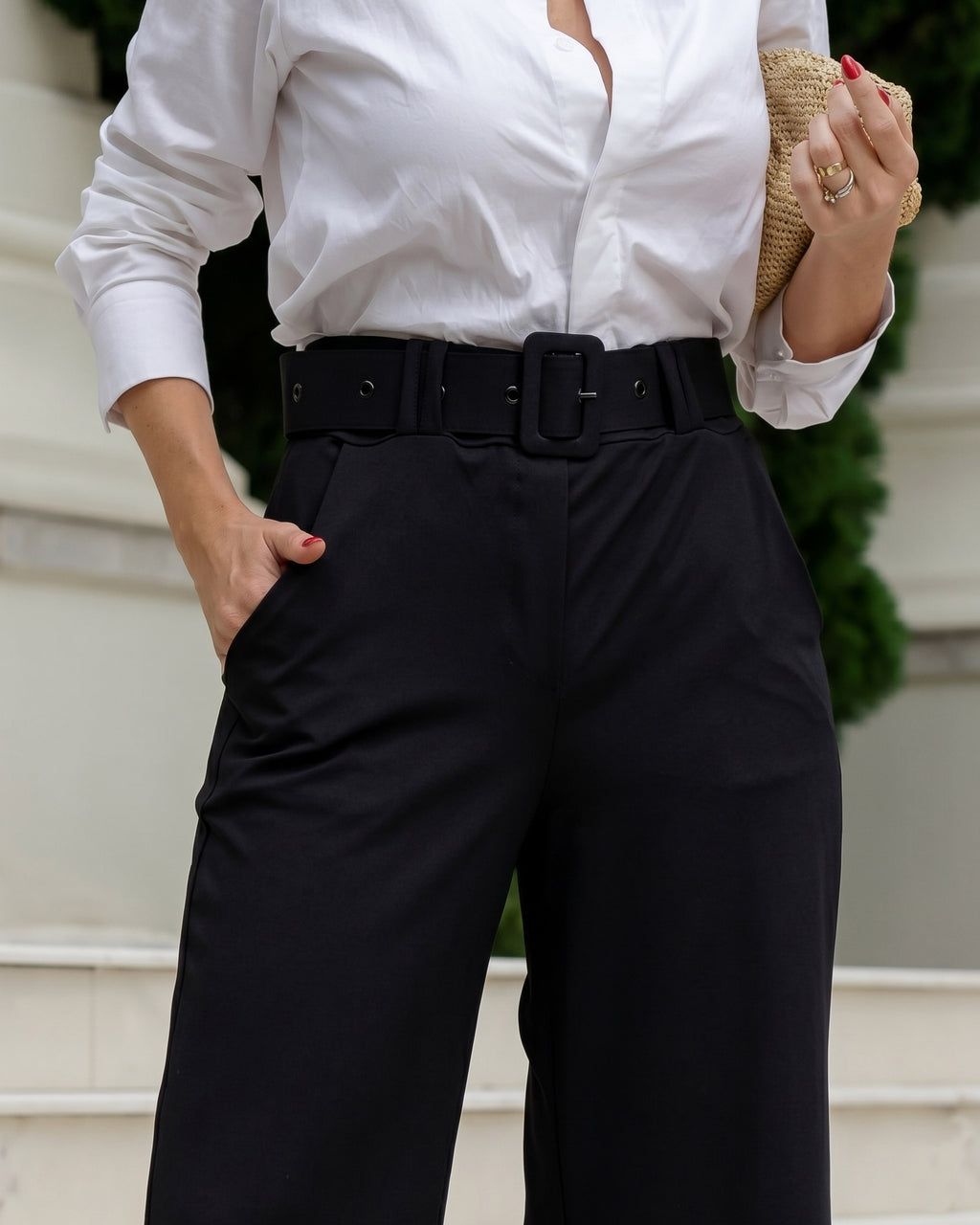 PANTALÓN PALAZZO CON CINTURÓN