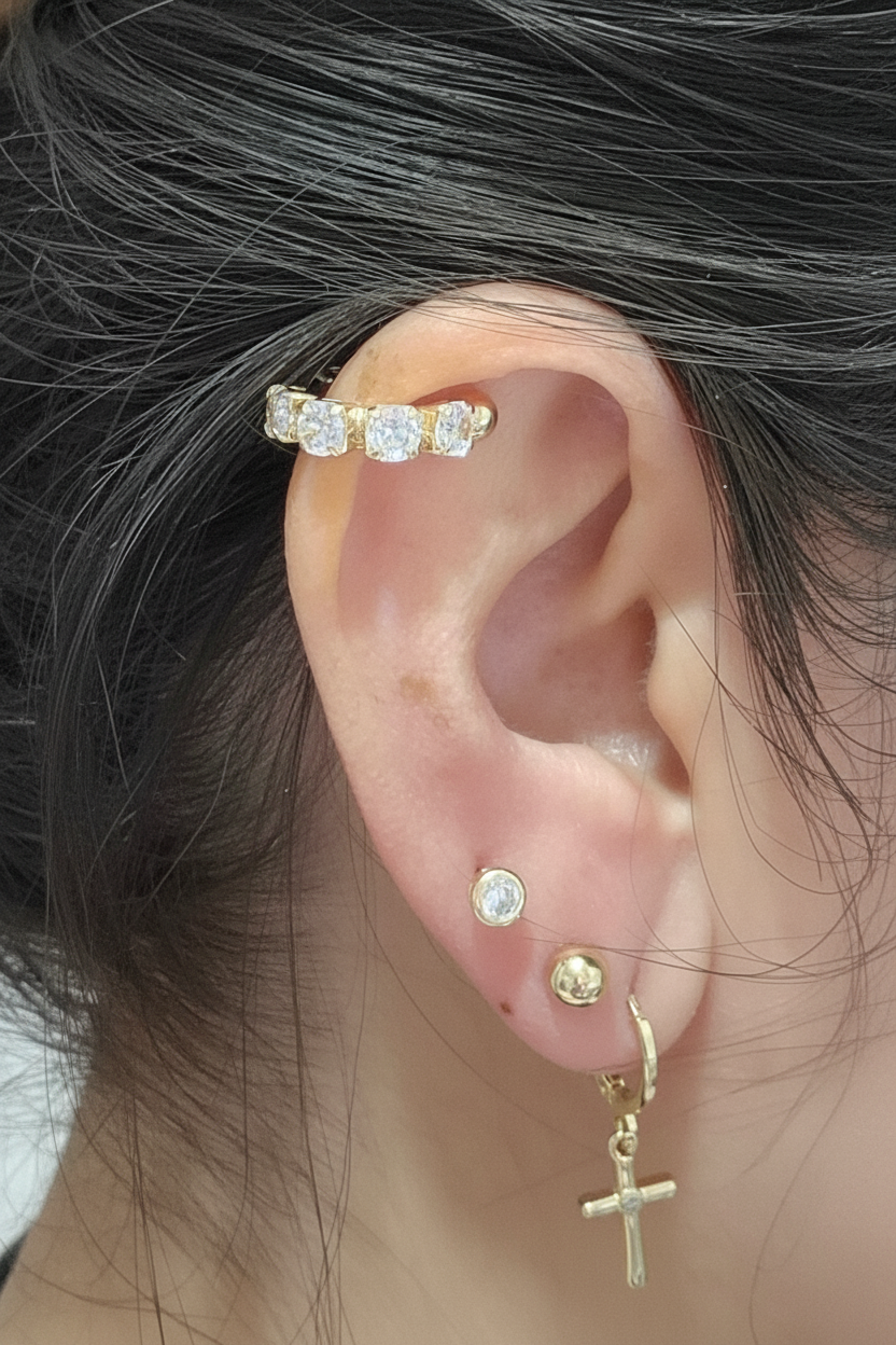 Aro ear cuff