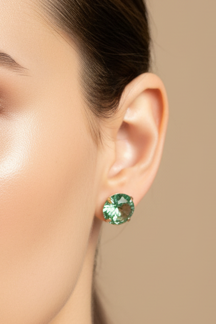 Aros cristal , verde agua, baño de oro 18k.