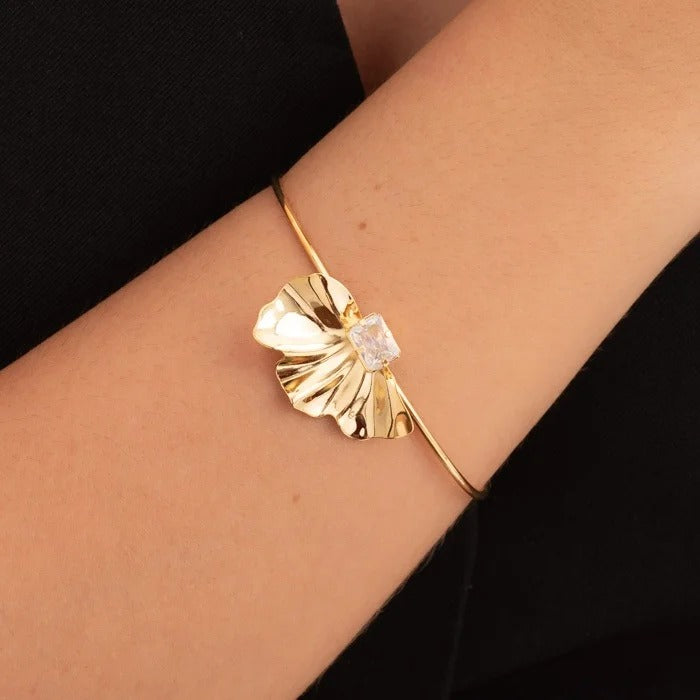Pulsera media flor.